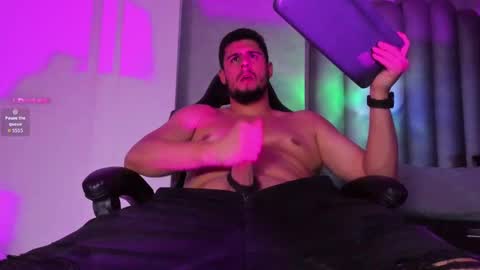 R Y A N online show from September 14, 2025, 4:00 am