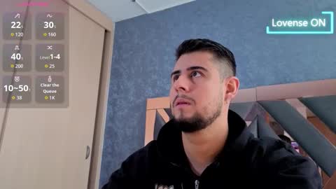 R Y A N online show from October 13, 2025, 1:11 pm