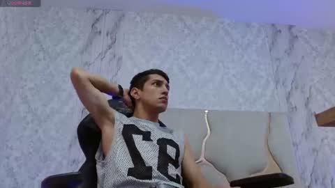 ryan_tay online show from July 27, 2026, 4:25 pm