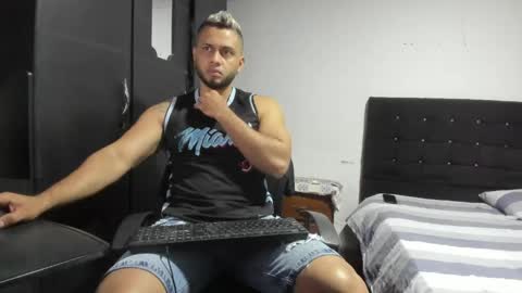 ryan_xc1 online show from June 8, 2026, 1:28 am