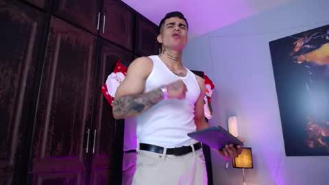 RyanGates online show from December 19, 2025, 1:18 pm