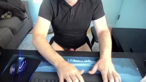 Snapshot of ryanontour chatting on October 27, 2025, 4:11 pm Ryan in NYC online show from October 27, 2025, 4:11 pm