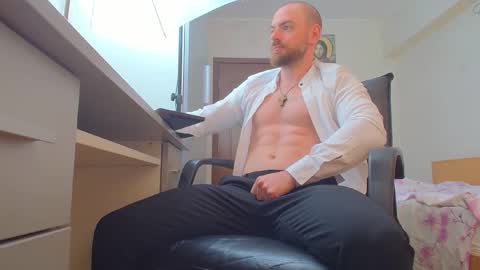 Ryanstone  online show from April 29, 2026, 5:55 am