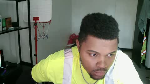 Snapshot of ryfresh21 chatting on June 18, 2026, 9:08 pm ryfresh21 online show from June 18, 2026, 9:08 pm