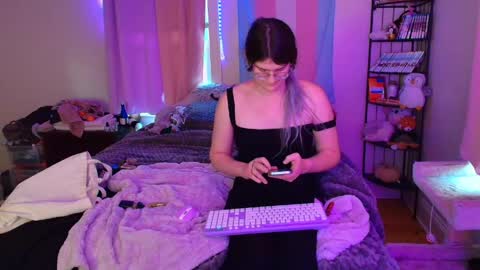 Ryn Michele online show from May 12, 2026, 11:57 pm