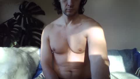 s43_ online show from December 3, 2025, 11:41 am