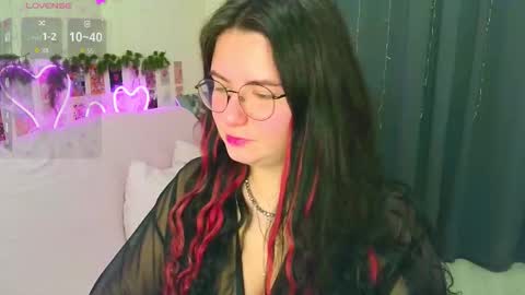 Kate online show from February 8, 2026, 10:35 pm