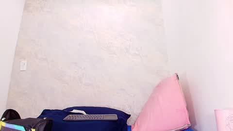 Snapshot of s_sofia_ chatting on February 4, 2025, 7:22 pm s_sofia_ online show from February 4, 2025, 7:22 pm