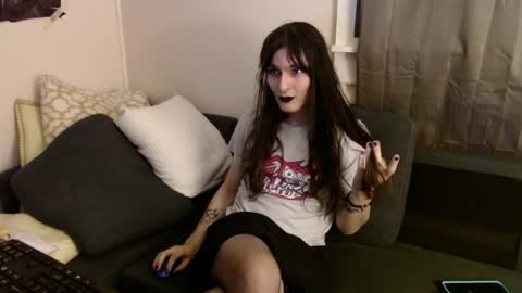sabinewinters online show from March 29, 2026, 1:38 am