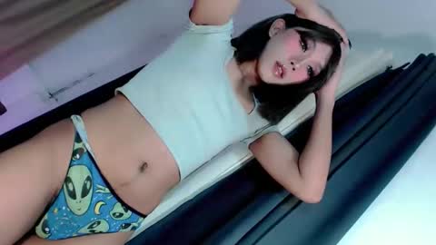 cathllea online show from October 28, 2025, 5:59 pm