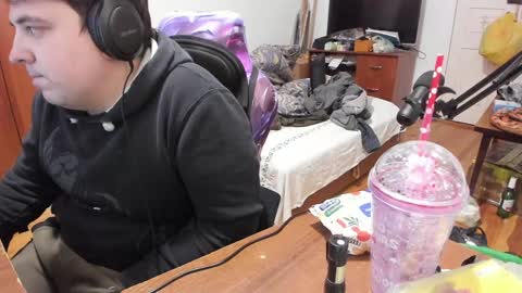 1141323  my Lord Mister Max   moms treasure online show from January 30, 2025, 2:58 pm