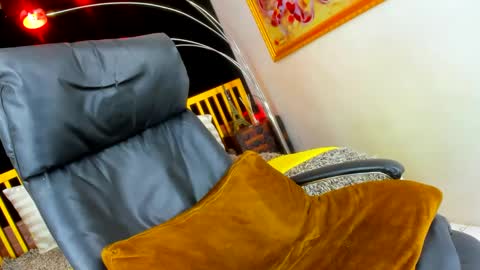 Snapshot of sabrina365 chatting on December 4, 2024, 4:54 am Sabrina online show from December 4, 2024, 4:54 am