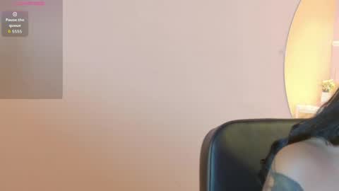 Sabrina online show from April 12, 2026, 3:39 pm