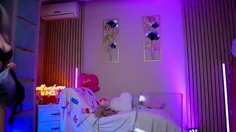 SabrinaJade online show from February 8, 2026, 6:06 am