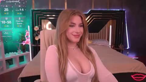 Snapshot of sabrinamuse chatting on September 30, 2025, 6:40 am Sabrina online show from September 30, 2025, 6:40 am