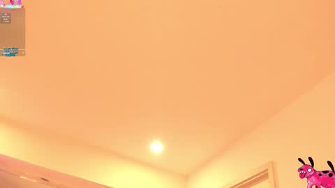 Sabrina  online show from February 19, 2026, 4:52 am