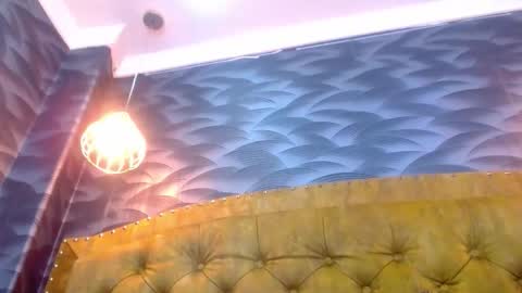 Sacha online show from February 25, 2026, 3:32 pm