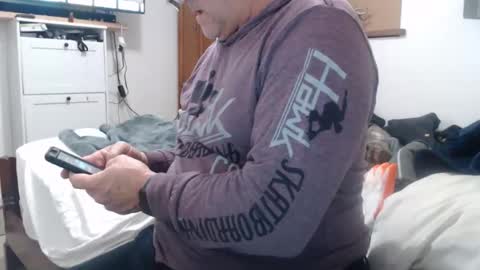 dadbod online show from February 15, 2026, 6:54 am