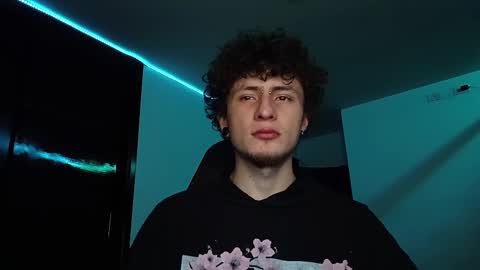 saemzam online show from February 9, 2025, 5:50 am