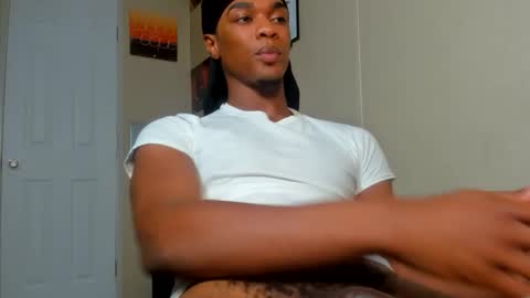 Snapshot of saeonyx chatting on May 15, 2026, 6:37 pm Saeonyx online show from May 15, 2026, 6:37 pm