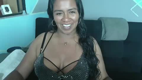 saggil_0385 online show from April 25, 2026, 8:06 am