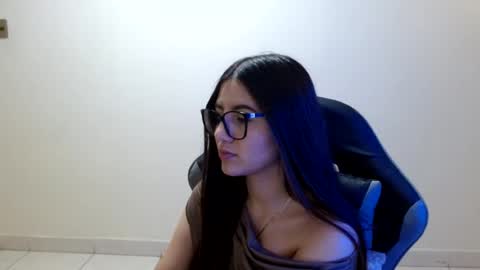 Sahaliefox  online show from July 14, 2026, 1:39 pm