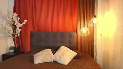 Snapshot of sahra_tayl0r_ chatting on July 4, 2026, 1:50 pm SARA online show from July 4, 2026, 1:50 pm
