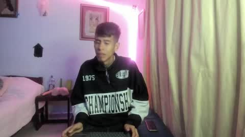 Snapshot of saint_boyy chatting on December 23, 2025, 3:26 am saint boy online show from December 23, 2025, 3:26 am