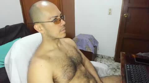 Snapshot of saintedy01 chatting on April 20, 2026, 12:52 pm saintedy01 online show from April 20, 2026, 12:52 pm