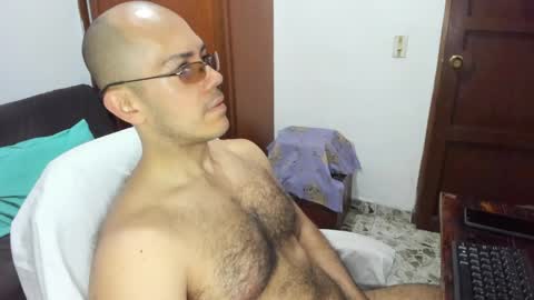 Snapshot of saintedy01 chatting on April 28, 2026, 12:21 pm saintedy01 online show from April 28, 2026, 12:21 pm