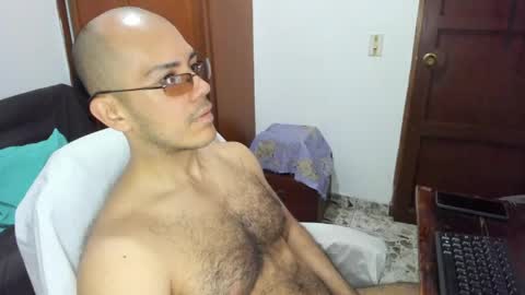 Snapshot of saintedy01 chatting on April 29, 2026, 2:10 pm saintedy01 online show from April 29, 2026, 2:10 pm