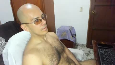 Snapshot of saintedy01 chatting on May 21, 2026, 1:51 pm saintedy01 online show from May 21, 2026, 1:51 pm