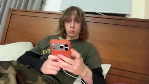 Snapshot of saintfawn chatting on April 28, 2026, 10:48 pm saintfawn online show from April 28, 2026, 10:48 pm