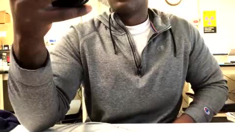 Snapshot of salgozzi chatting on October 31, 2025, 11:44 am Cum Hanks online show from October 31, 2025, 11:44 am