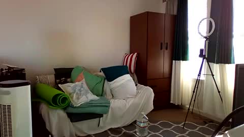 salis1981 online show from March 3, 2025, 11:56 pm