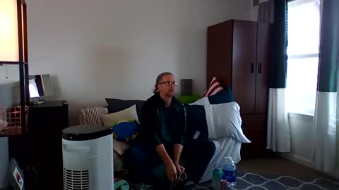 salis1981 online show from March 6, 2025, 6:16 pm