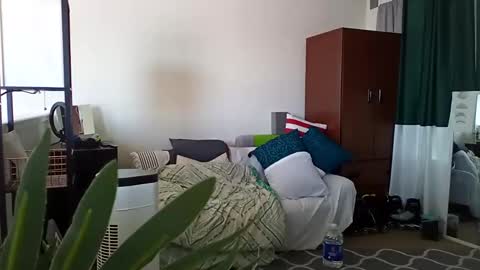 salis1981 online show from March 11, 2025, 6:19 pm