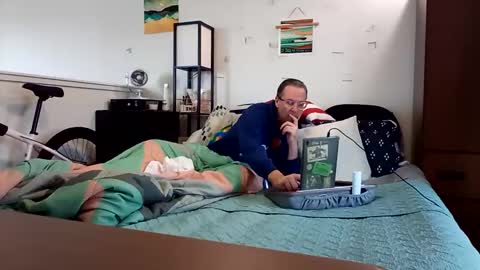 salis1981 online show from December 1, 2025, 7:08 pm