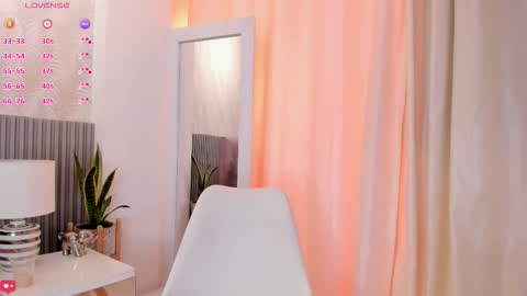 Silvia online show from February 19, 2026, 1:18 pm