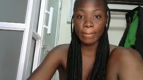 Snapshot of sally_beauty2023 chatting on February 19, 2025, 9:39 am sally_beauty2023 online show from February 19, 2025, 9:39 am
