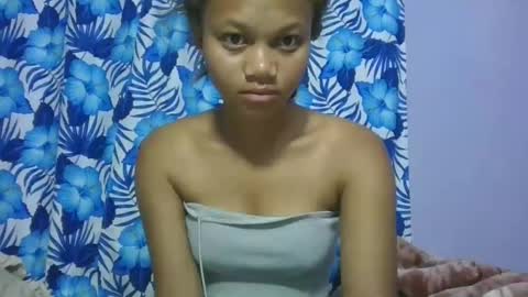 SallyWett online show from March 6, 2025, 2:19 am