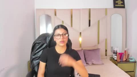 salmaportman_ online show from January 17, 2026, 3:50 pm