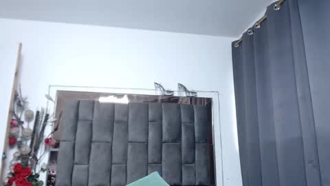 Snapshot of salmma_milf chatting on February 12, 2026, 12:00 pm Salmma online show from February 12, 2026, 12:00 pm