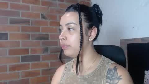 Snapshot of salome__hills chatting on May 24, 2026, 6:24 pm online show from May 24, 2026, 6:24 pm