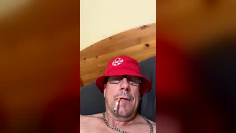 Snapshot of saltydoggy6969 chatting on July 2, 2026, 7:25 am saltydoggy6969 online show from July 2, 2026, 7:25 am