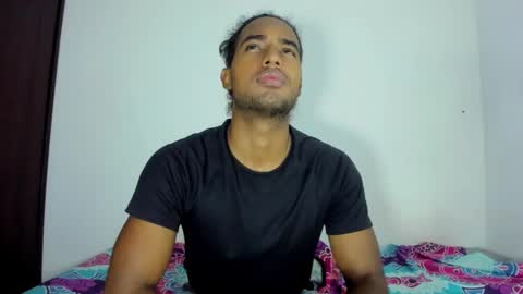 salvatore_amator online show from November 26, 2025, 7:09 am