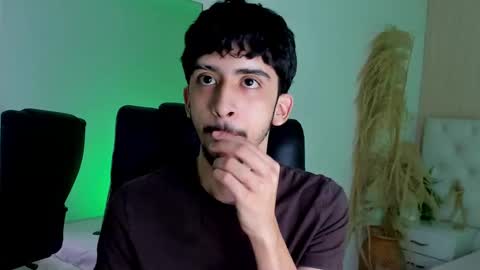 salvatore  online show from September 12, 2025, 8:31 pm