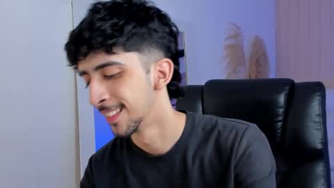 salvatore  online show from September 29, 2025, 8:24 pm