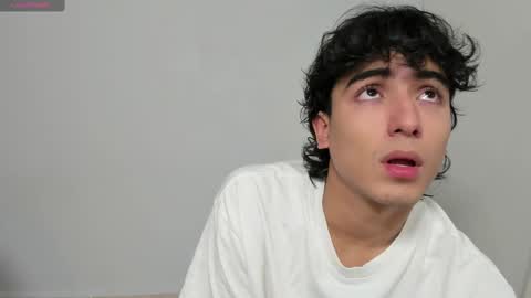 salvatore_montt online show from February 12, 2025, 9:20 am