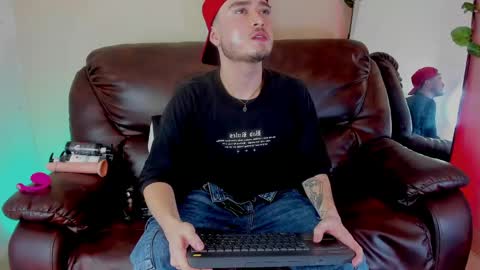  Salvatore online show from May 14, 2026, 10:49 pm